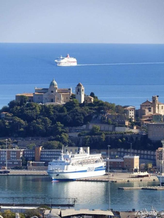 Casa Viorica 2 Hotell Ancona Eksteriør bilde
